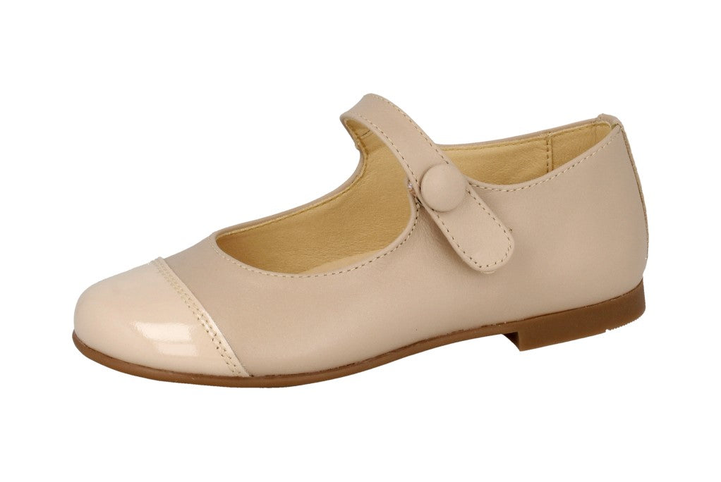 Andanines Taupe Cap Toe Mary Jane