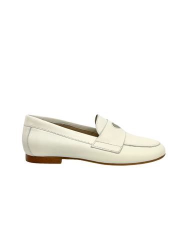 Blublonc Ivory Loafer with Heart